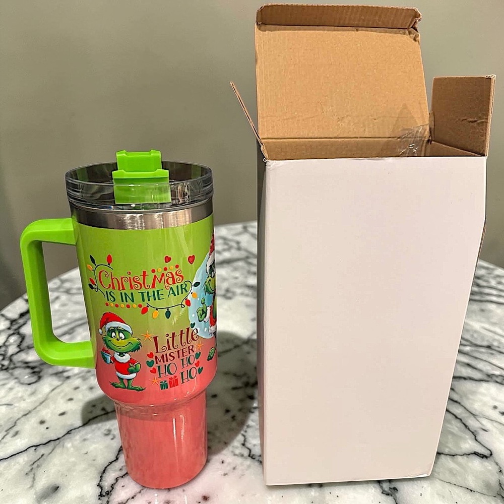 Baby grinch Christmas tumblr NEW IN BOX WITH STRAW Tumbler